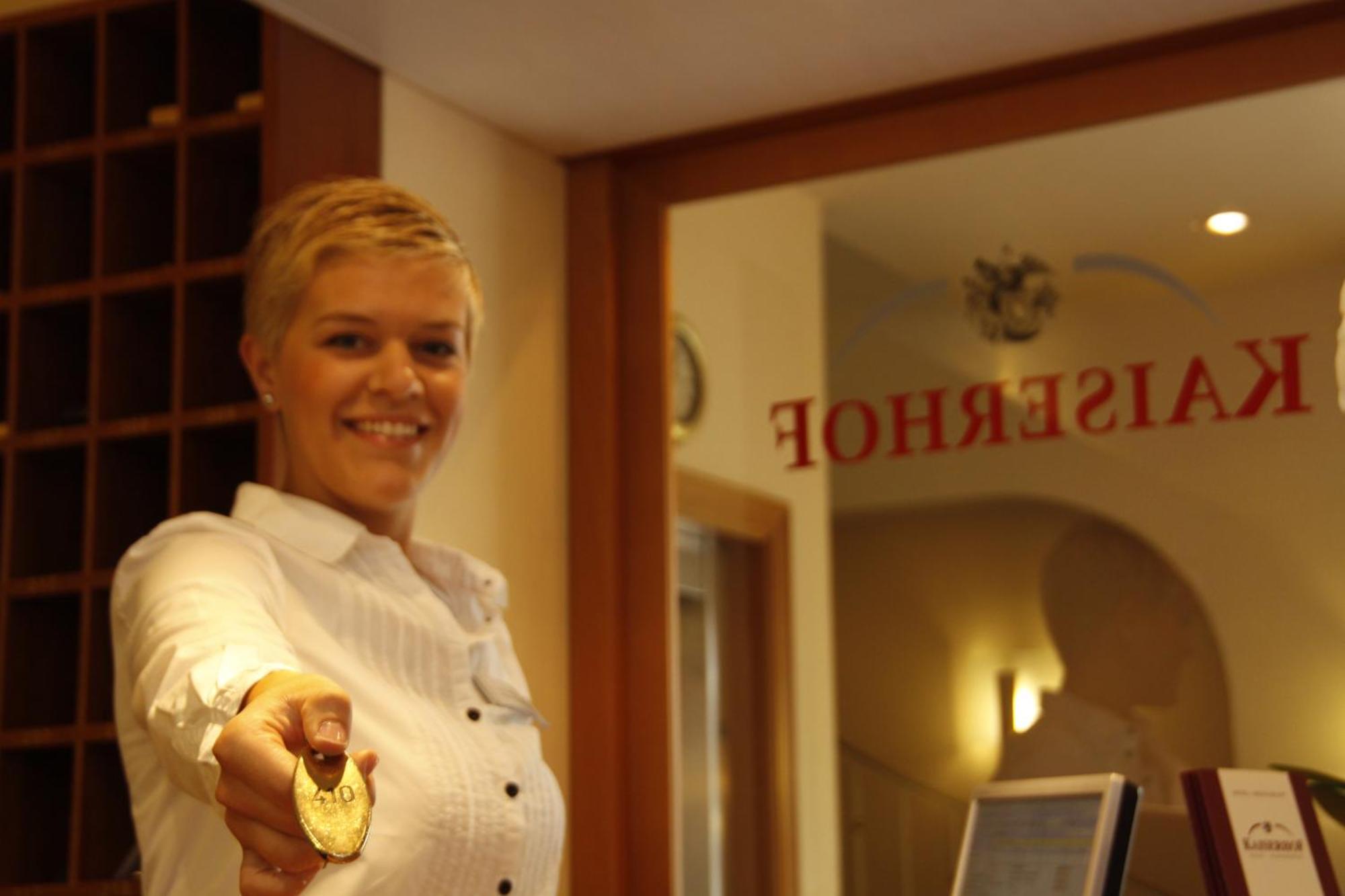 Hotel Kaiserhof Wesel Везель Экстерьер фото