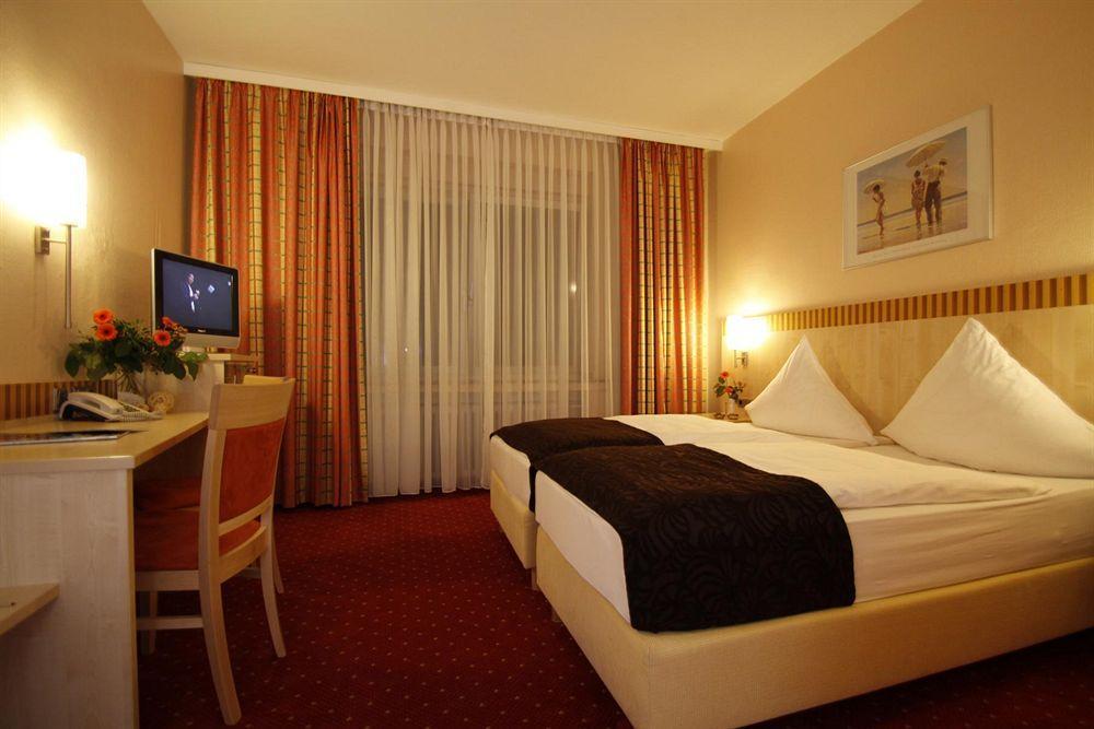 Hotel Kaiserhof Wesel Везель Экстерьер фото